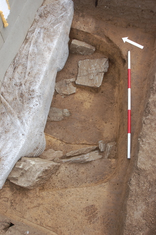 Kamenný zával/konstrukce halštatského hrobu